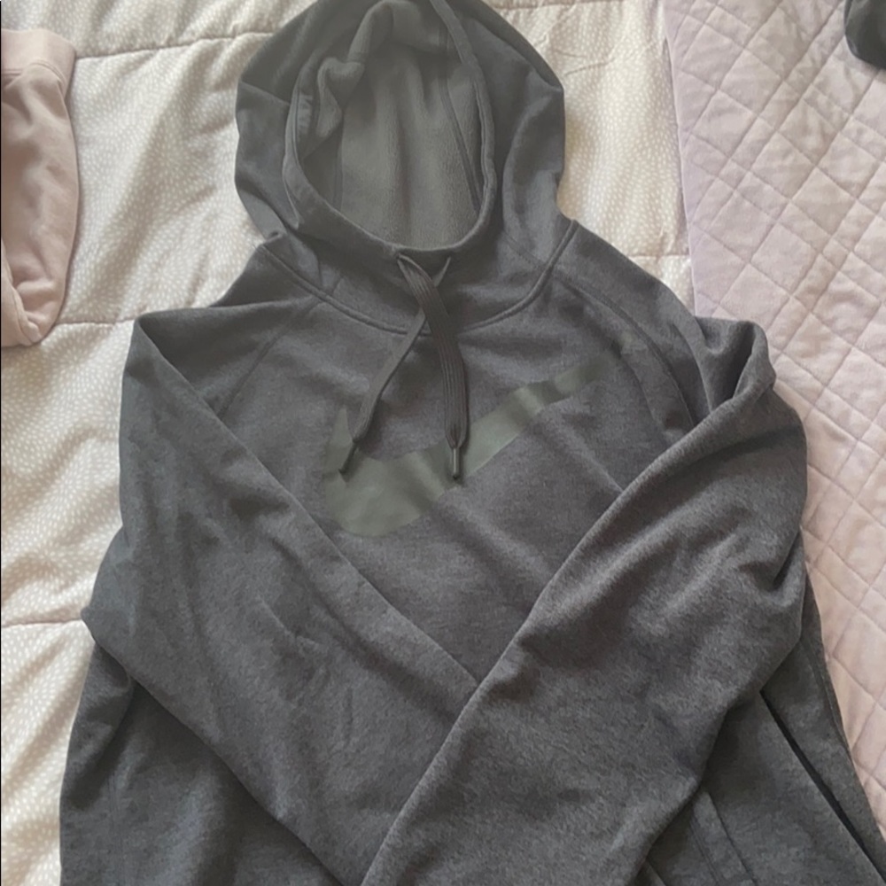 Nike sweatshirt